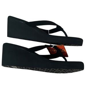 Flojos Olivia Wedge Sandal in Black NWT 9